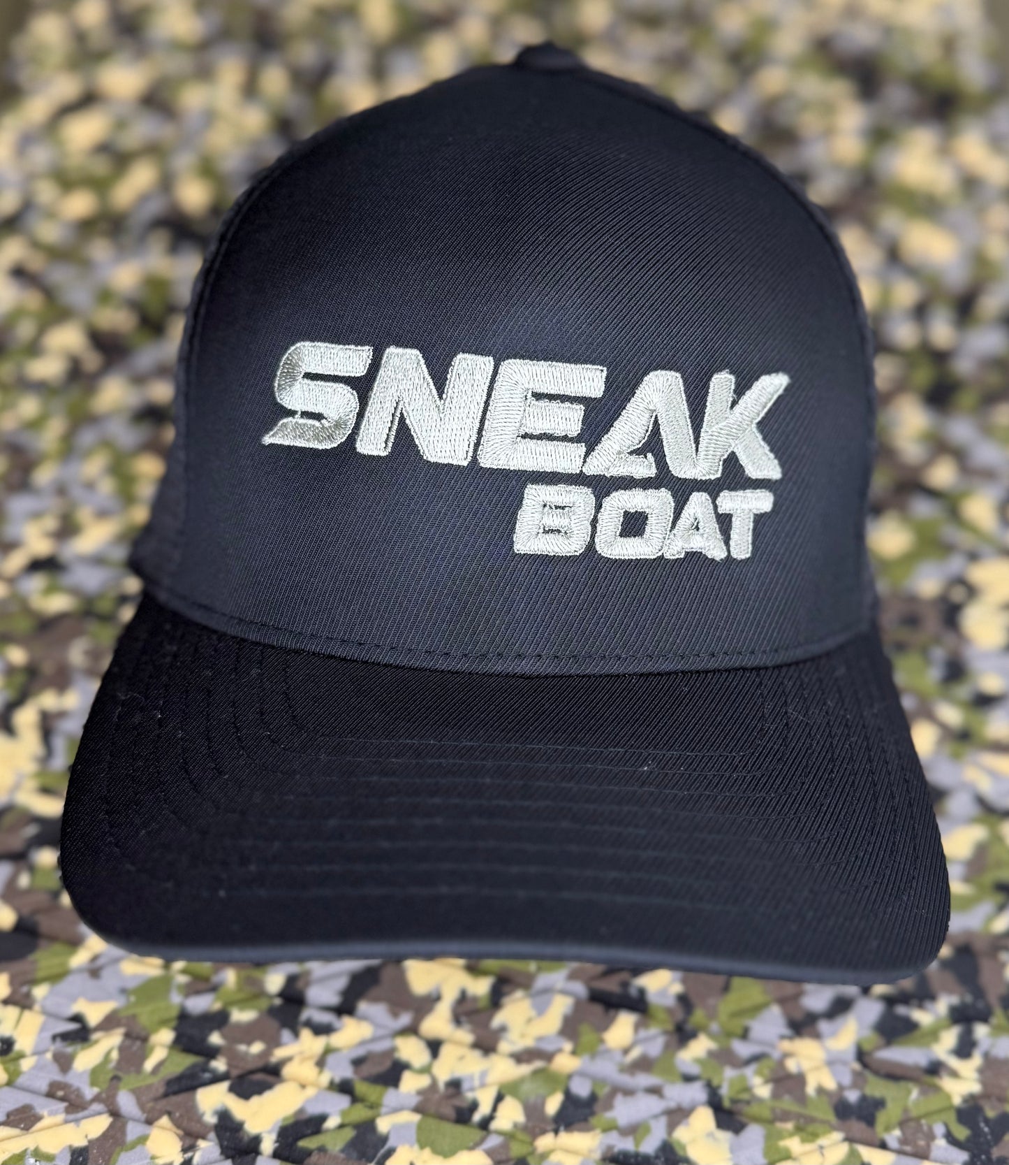 Black Sneak Boat Hat